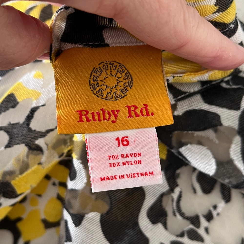 Ruby Rd. Floral Blouse in Yellow and Gray, sheer, long sleeve, front buttons - Picture 8 of 14